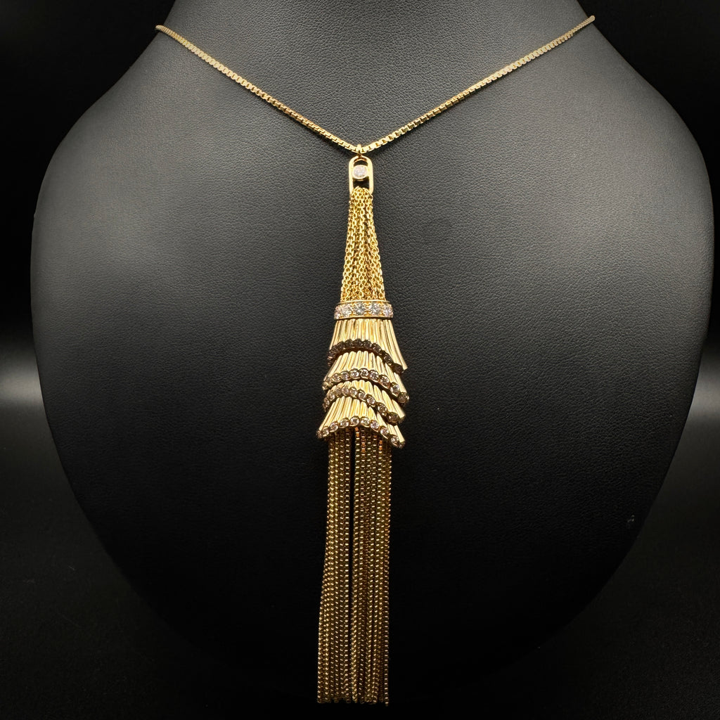 Boucheron "Frou Frou" Tassel Diamonds Gold Necklace