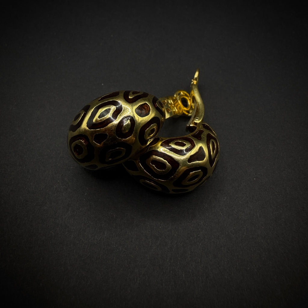 French 1970s “Leopard Pattern“ Enamel Gold Earclips