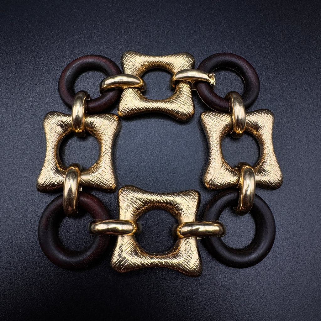 Van Cleef & Arpels 1970s Wood Square Gold Bracelet