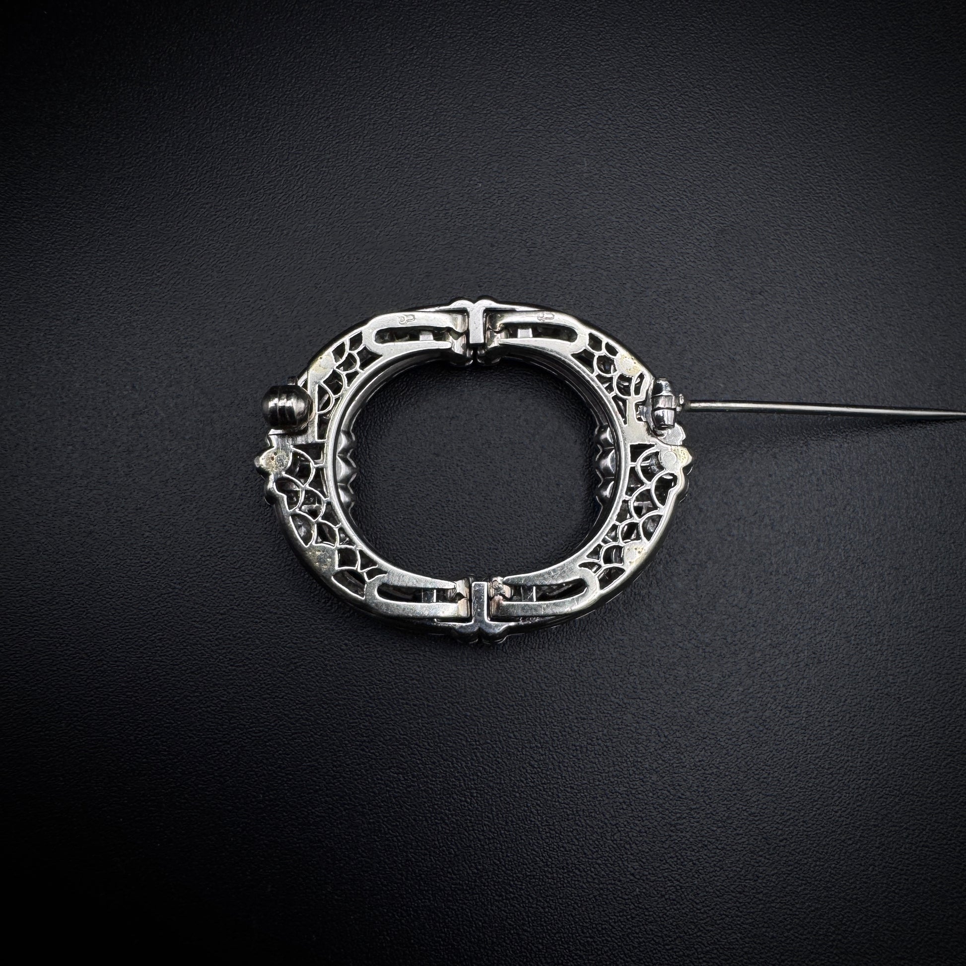 Art Deco "Arrows" Platinum Diamonds Double Clip Brooch