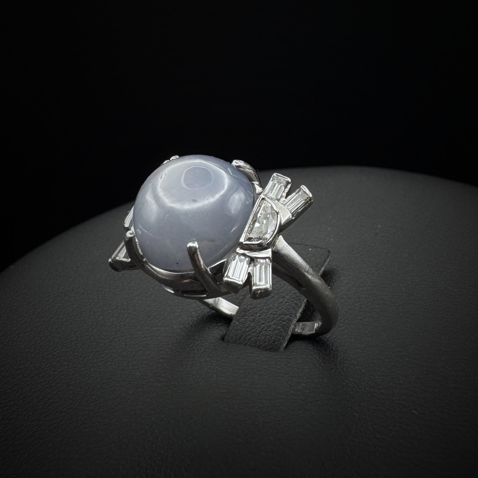 Art Deco Star Sapphire & Diamonds Platinum Ring