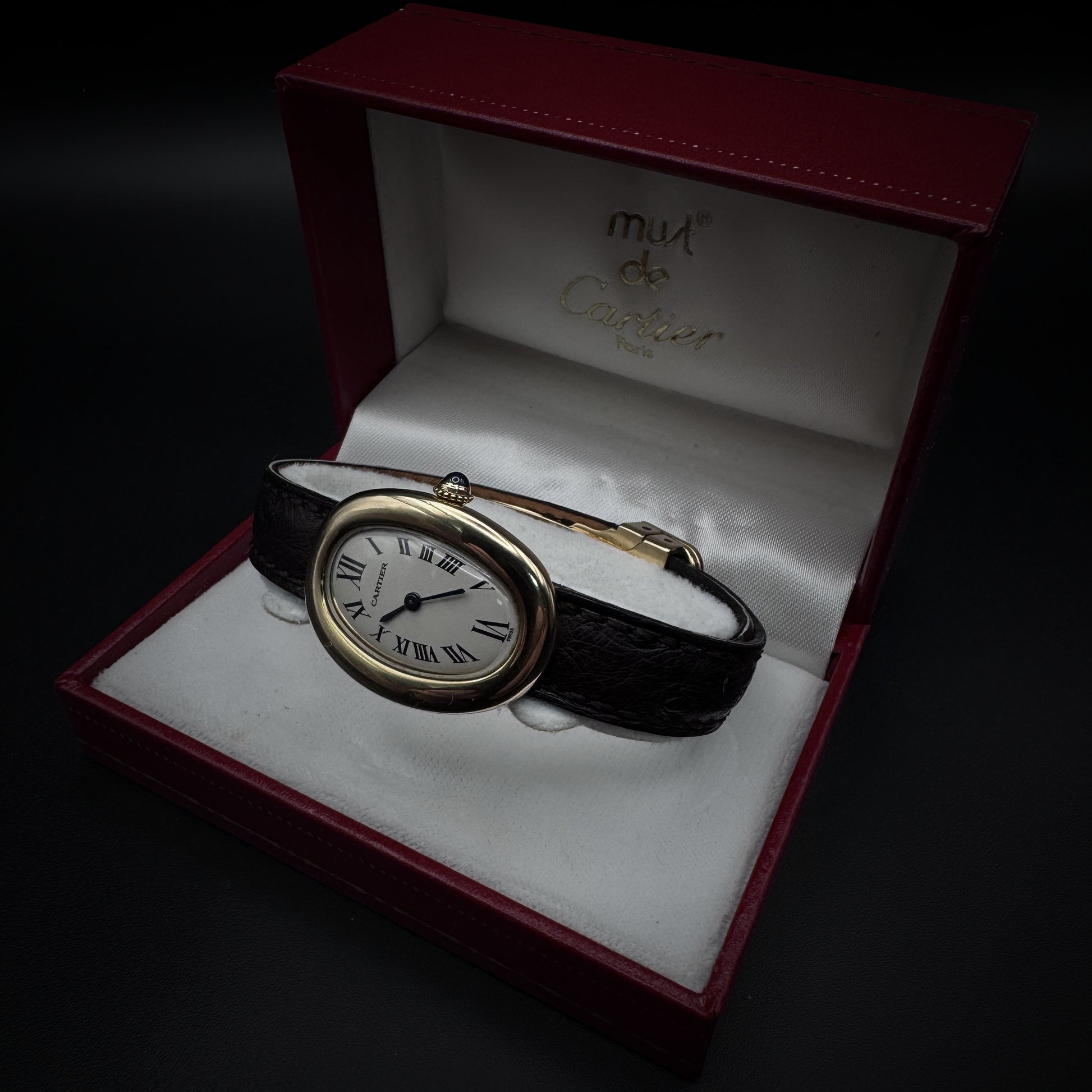 Cartier "Baignore" Yellow Gold Bracelet Watch