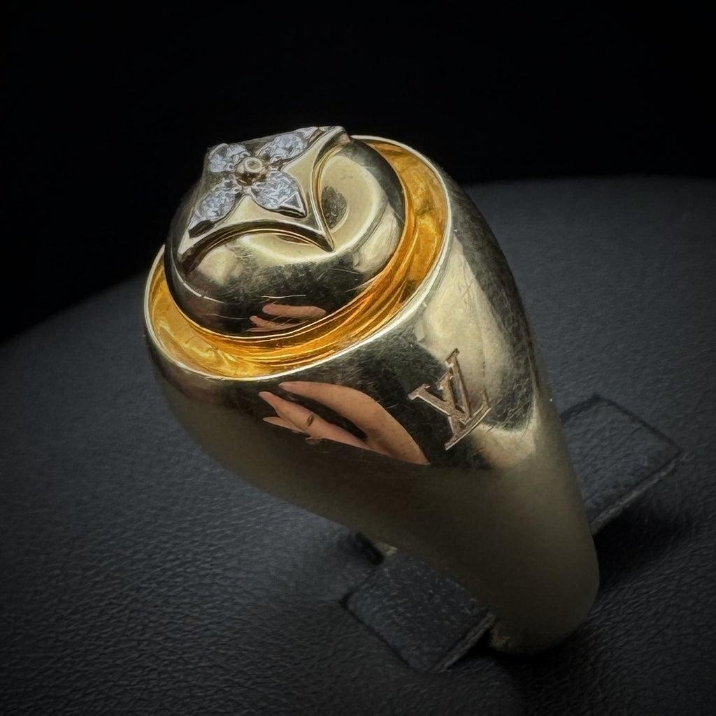 Louis Vuitton "Signet" Diamonds Gold Ring