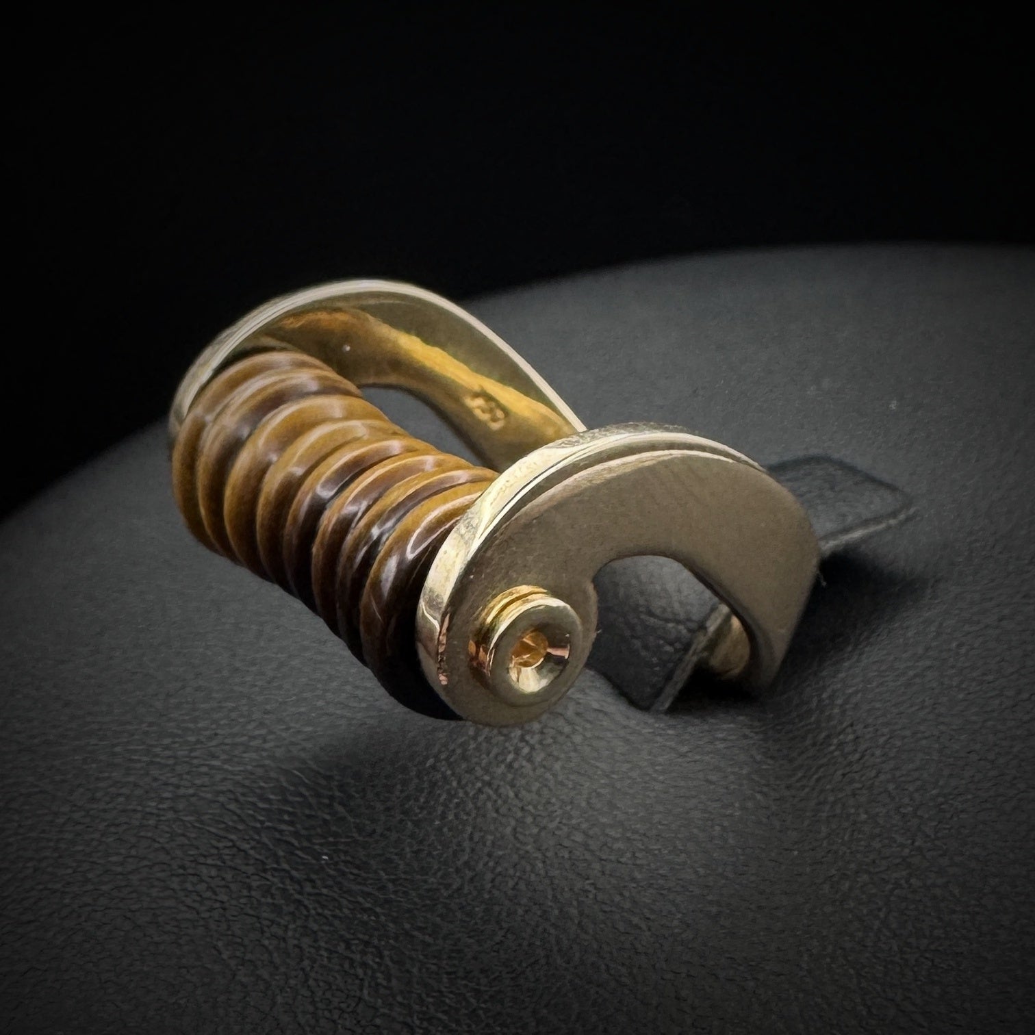 Vintage Artistic "Roll" Tigerseye Gold Ring