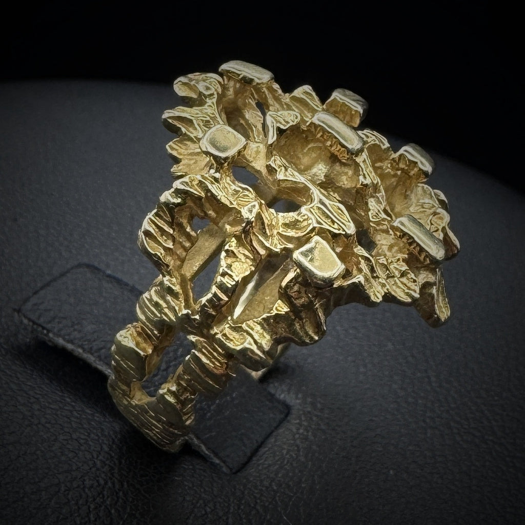 Gübelin 1960s "Structured" Gold Ring