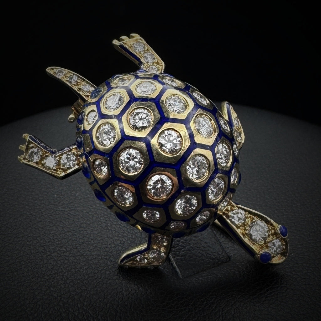 Vintage "Turtle" Enamel & Diamonds Gold Brooch