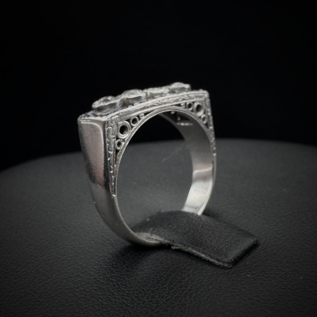 Art Deco "Bar" Sapphire & Diamonds Ring