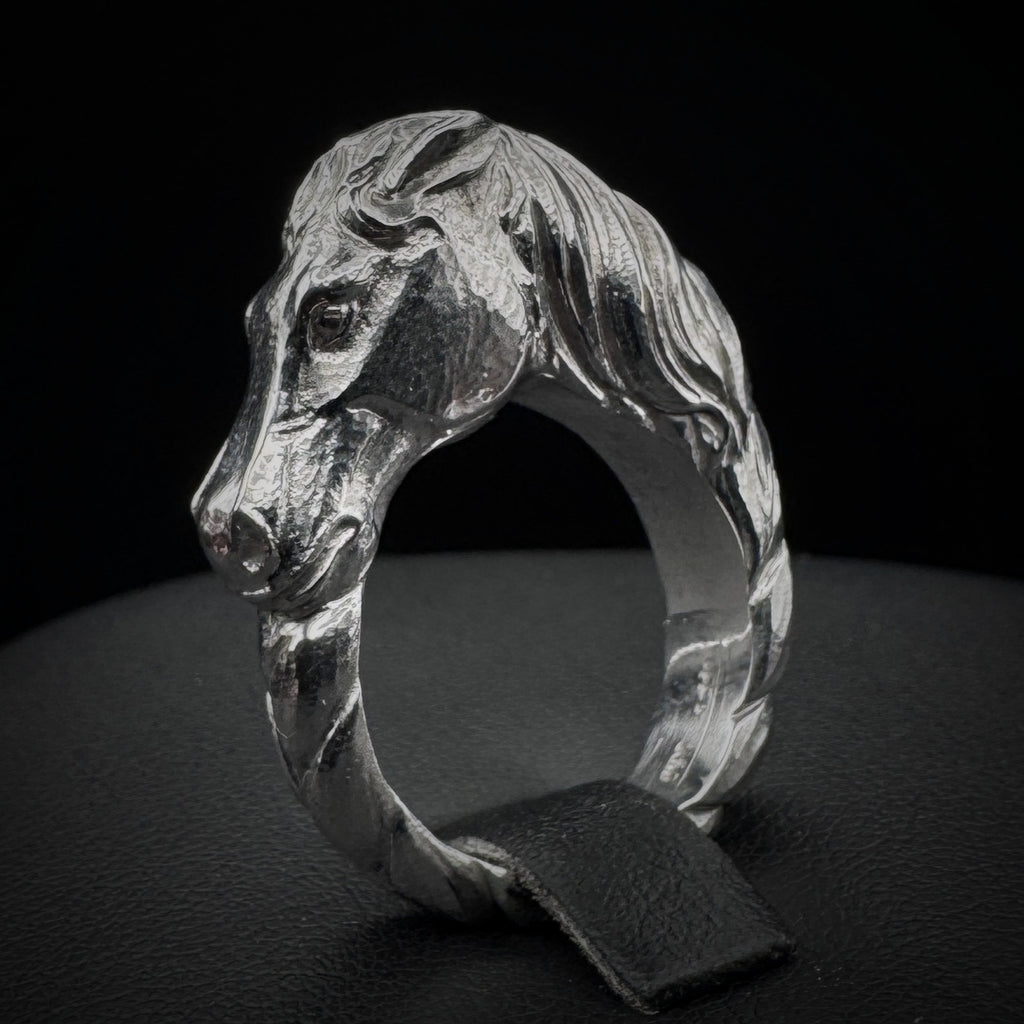 Vintage "Horse" White Gold Ring